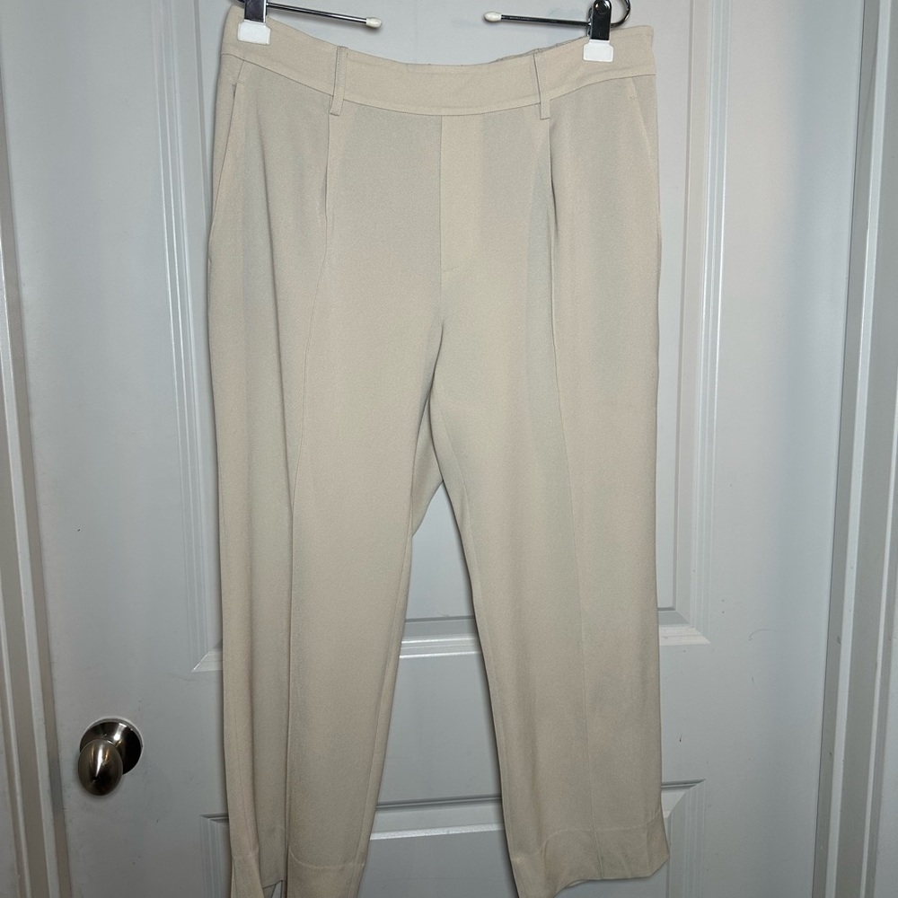 Vince Ankle Pull On Pleated Straight Leg Lightweight Cream Pants, Large - Picture 8 of 10